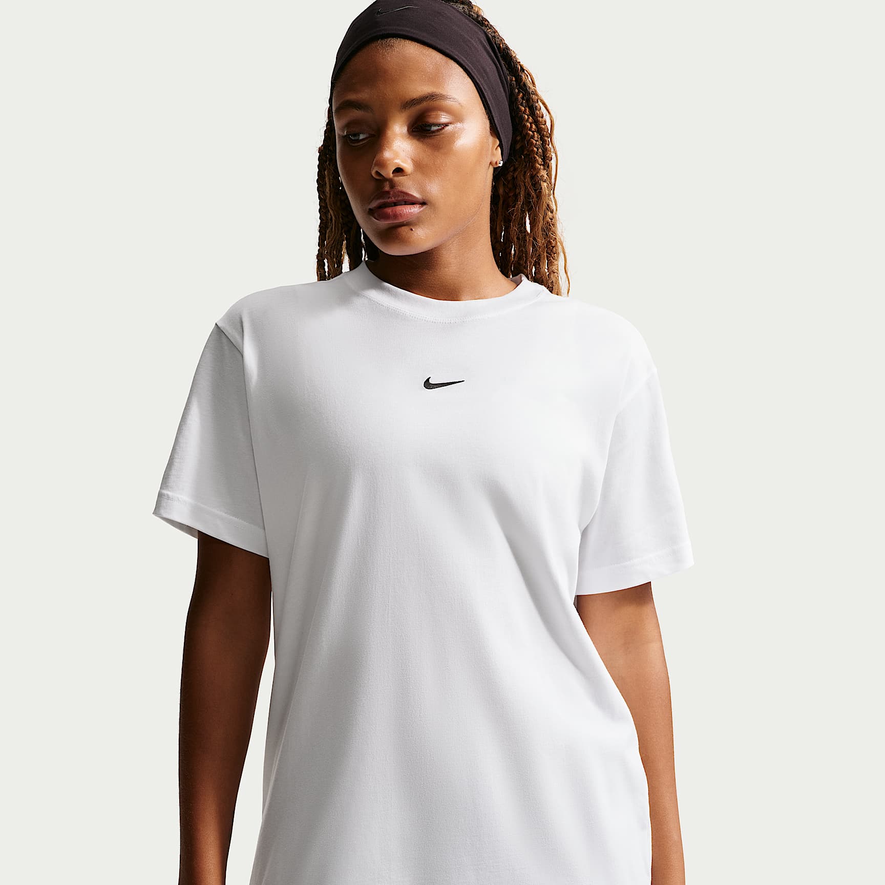 Nike Sportswear Classic Women's Oversized T-Shirt. Nike CA